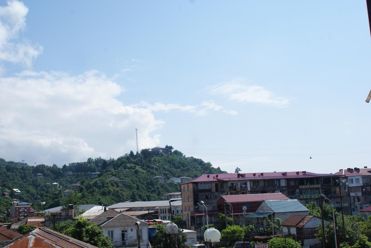 Hotel Vakhtanguri Batumi Exterior foto